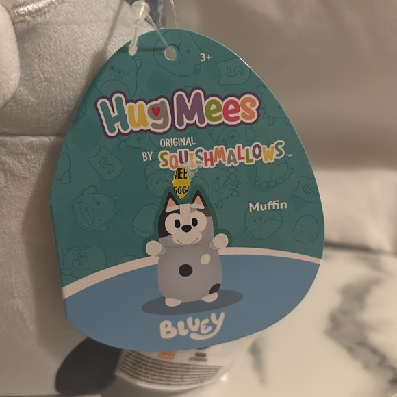 Hug Mees by Squishmallows (BLUEY, BINGO, MUFFIN) - Picture 7 of 7
